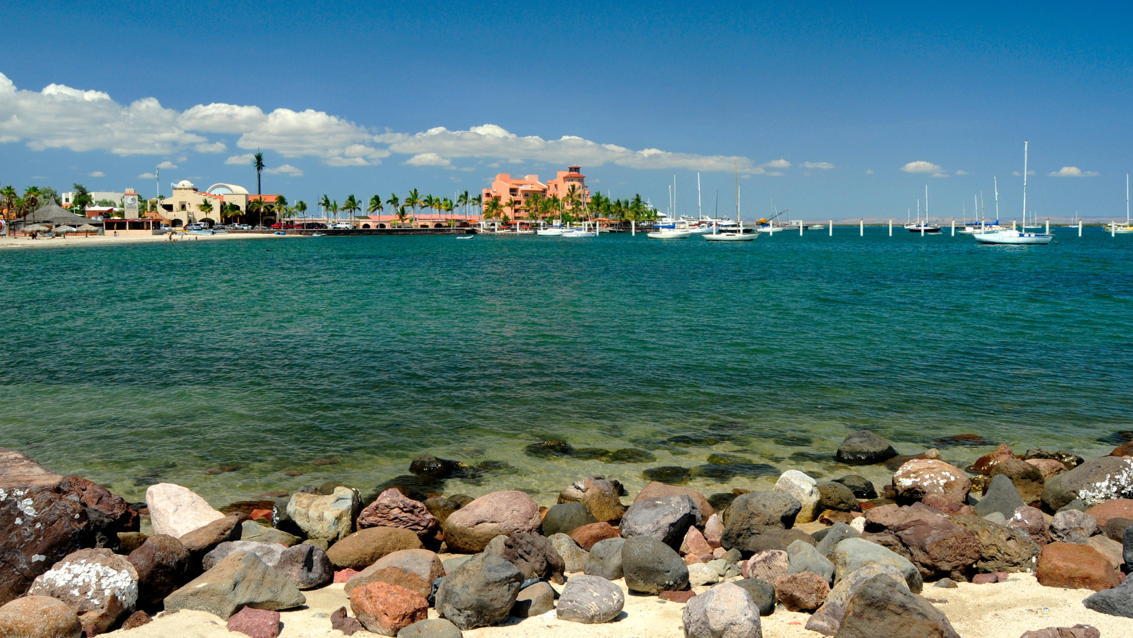 Explore a La Paz yacht charter for a one-of-a-kind sailing adventure. Experience the stunning natural beauty of the Sea of Cortez and  rich marine biodiversity.