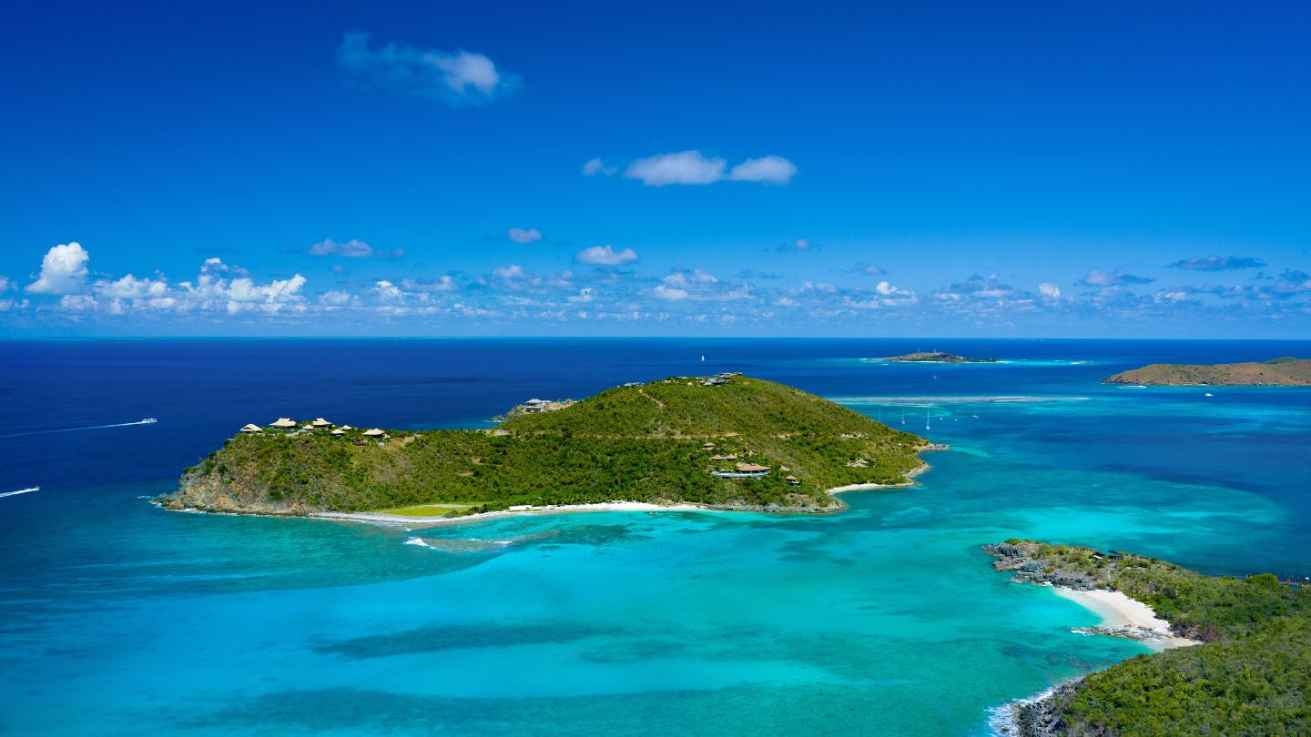 Discover Drakes Anchorage near Mosquito Island in the BVI. Peaceful and scenic with good holding. Ideal for yacht and bareboat charters.