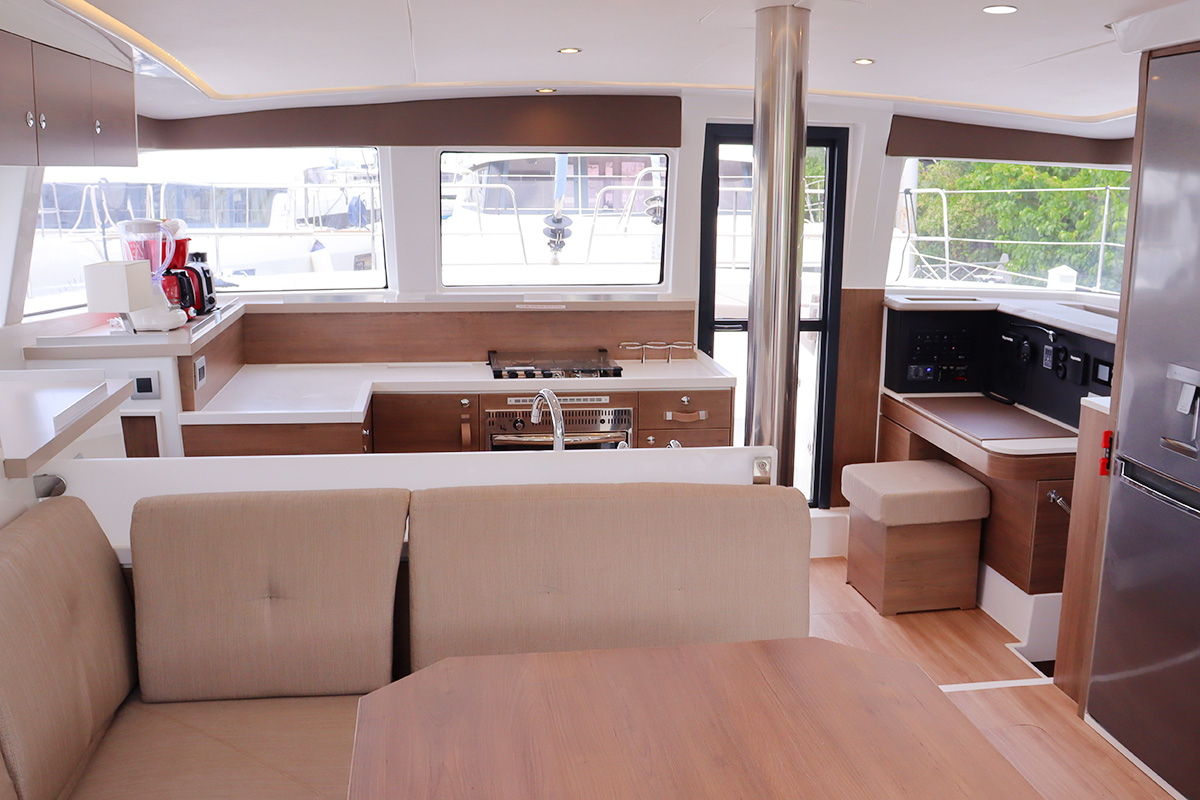 DOROTHEA, 2024 Bali 4.2 OW, British Virgin Islands