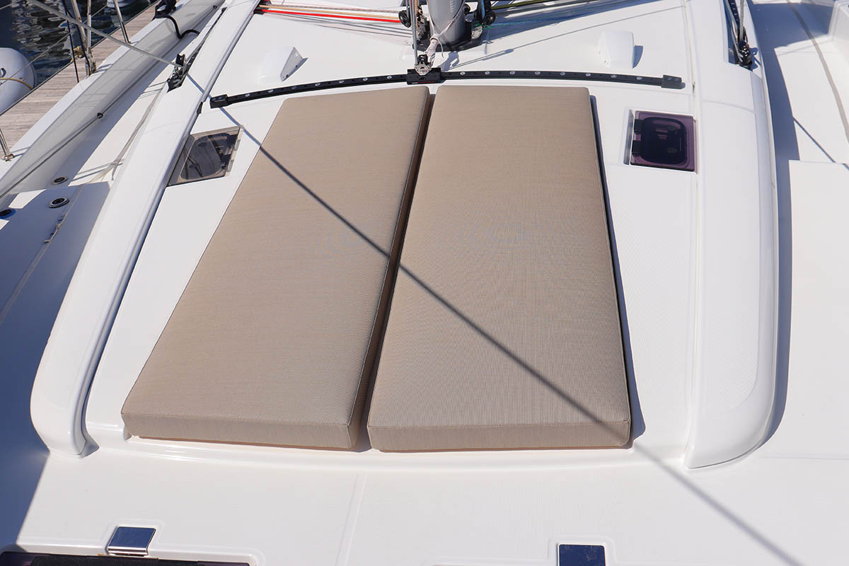 HEARTBEAT, 2024 Oceanis 54, British Virgin Islands