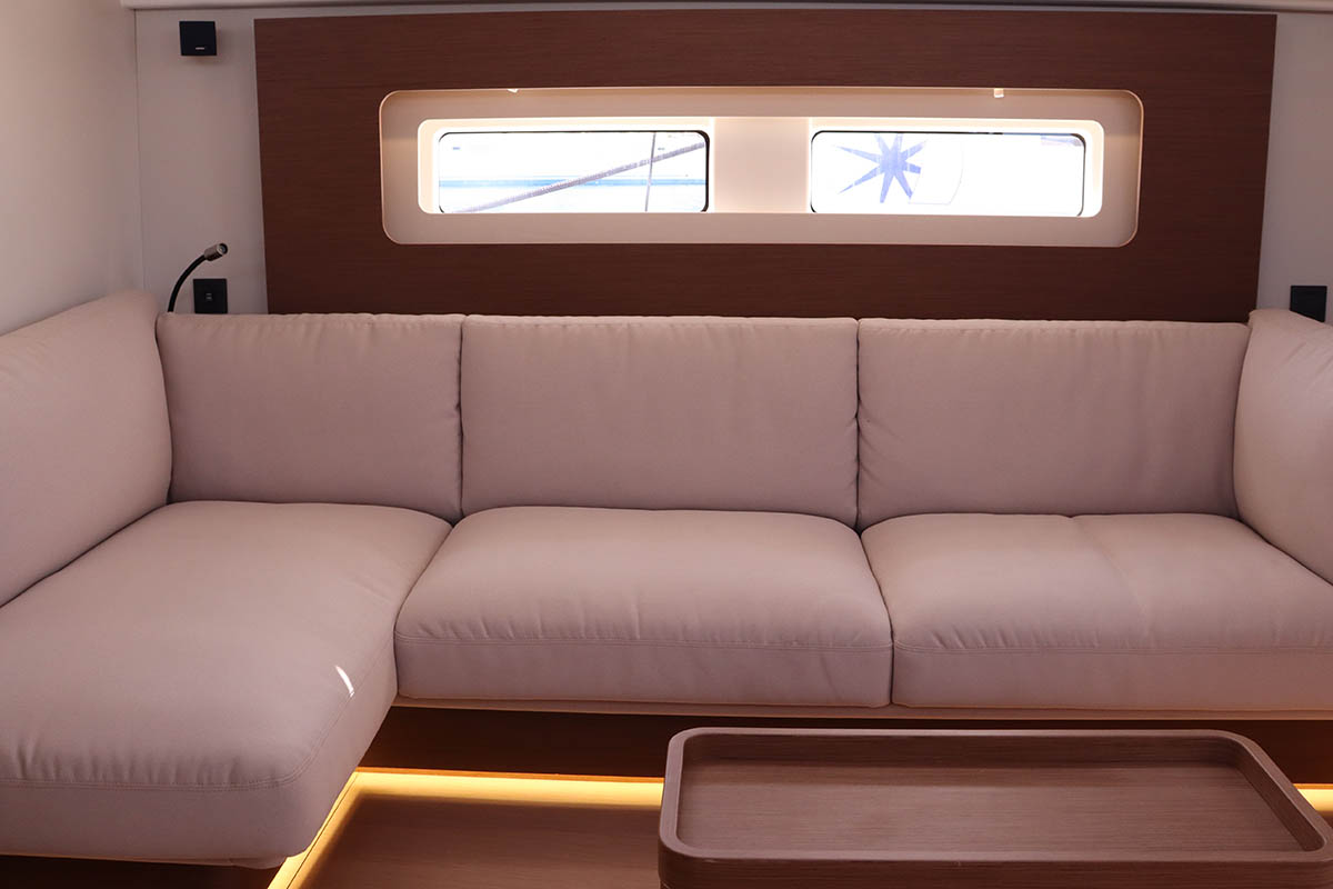HEARTBEAT, 2024 Oceanis 54, British Virgin Islands