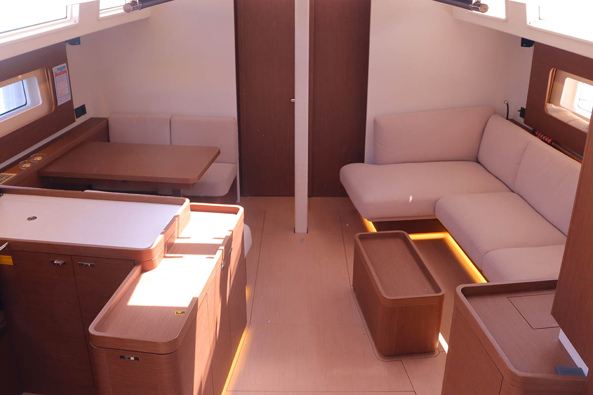 HEARTBEAT, 2024 Oceanis 54, British Virgin Islands