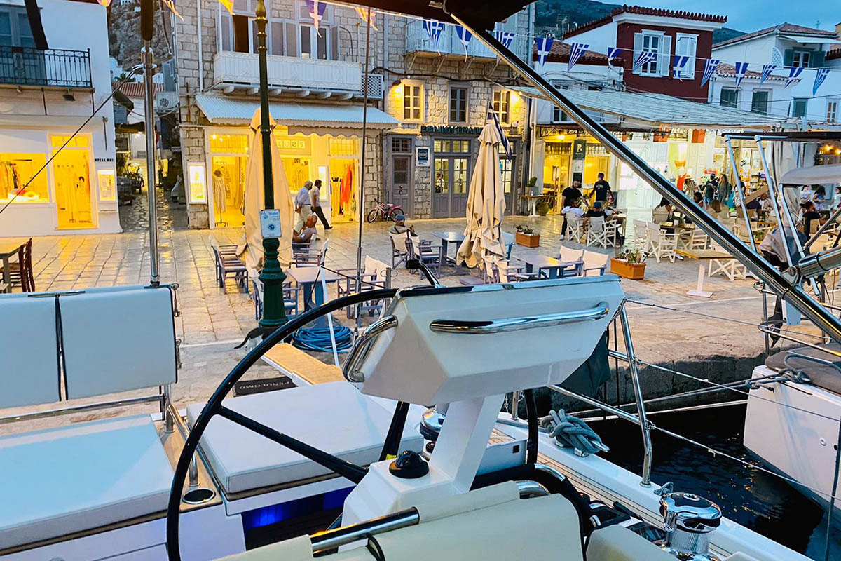 PENULTIMO, 2021 Oceanis Yacht 62, Greece