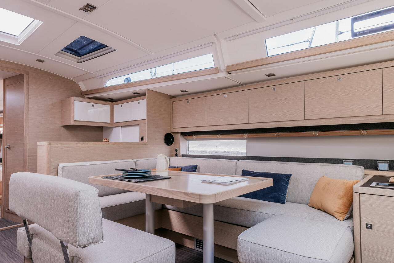 REVENTADOR 2, 2024 Dufour 470, British Virgin Islands