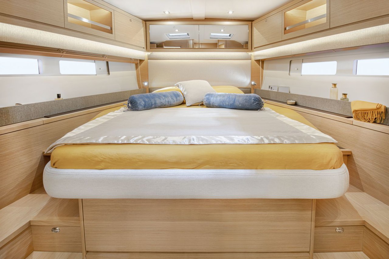 CHOLITA, 2022 Dufour 530, British Virgin Islands
