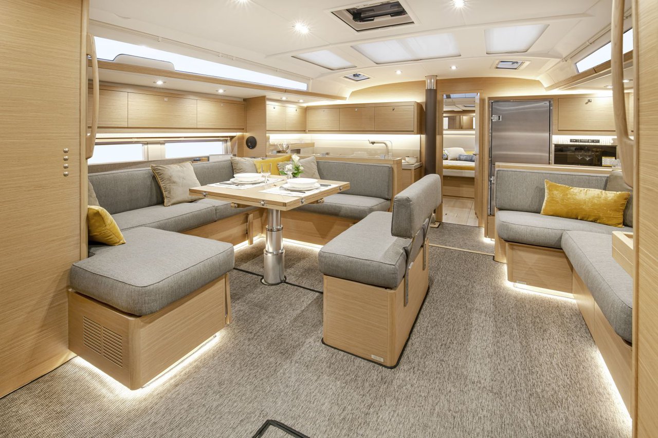 CHOLITA, 2022 Dufour 530, British Virgin Islands