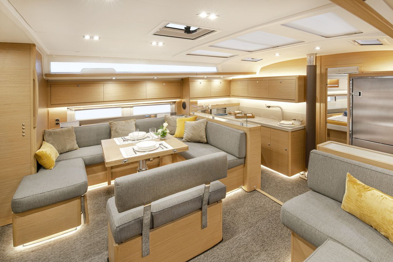 CHOLITA, 2022 Dufour 530, British Virgin Islands