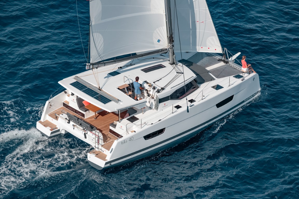 DÉJÀ VU, a 2022 Fountaine Pajot Isla 40 available for charter in the British Virgin Islands.