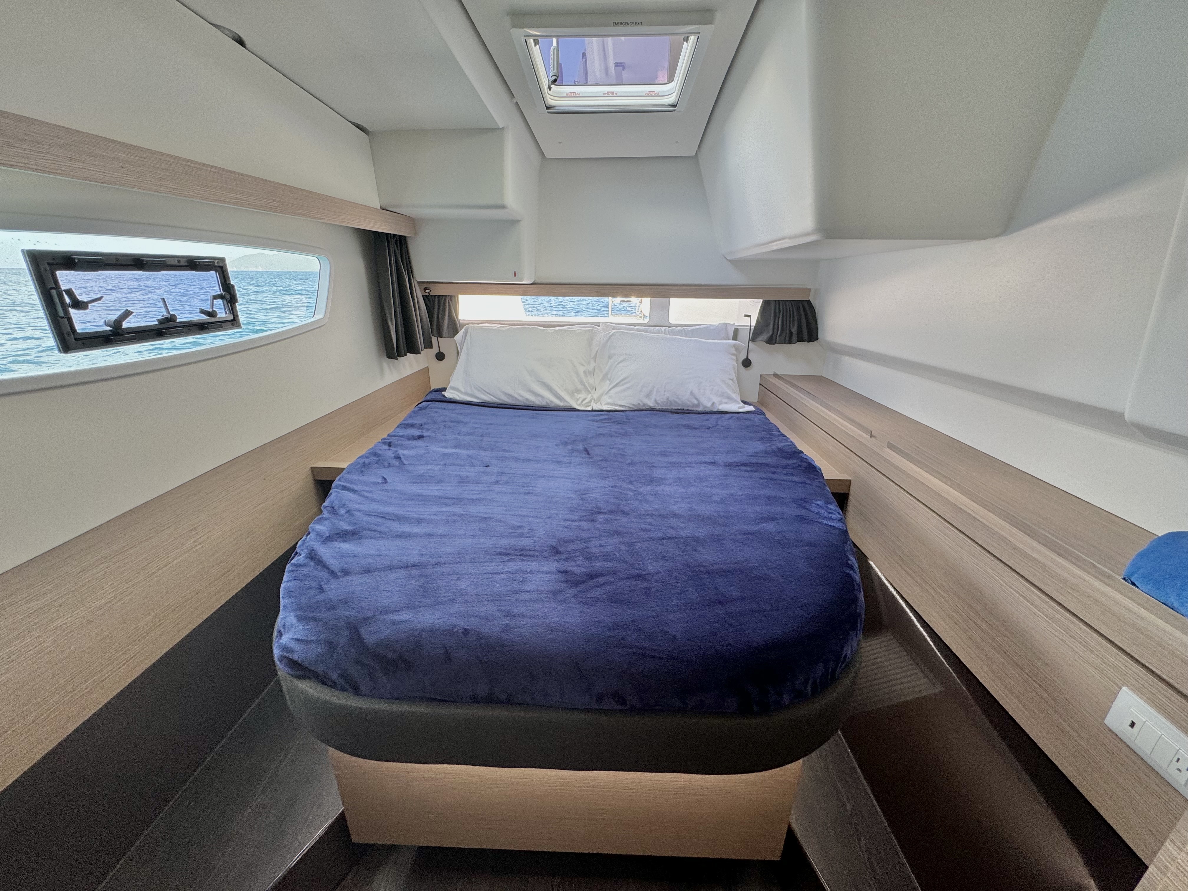 DÉJÀ VU, 2022 Fountaine Pajot Isla 40, British Virgin Islands