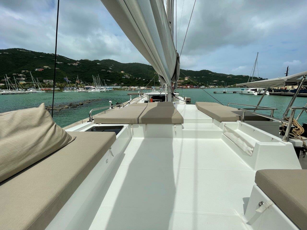 SINGING WINDS, 2019 Fountaine Pajot Saba 50, British Virgin Islands