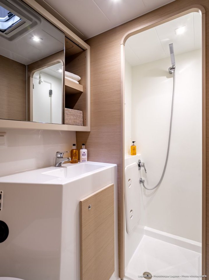 AVENTURA, 2019 Lagoon 42, British Virgin Islands