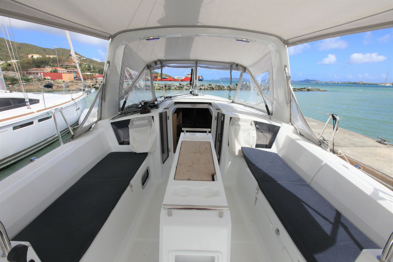 BIG BLUE, 2018 Oceanis 35.1, British Virgin Islands