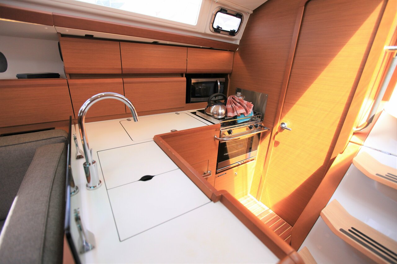 INDIAN CHIEF, 2019 Sun Odyssey 419, British Virgin Islands
