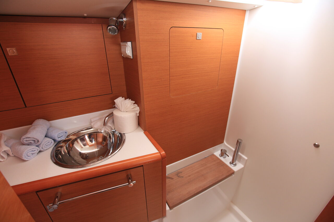 JILLSEE, 2017 Sun Odyssey 419, British Virgin Islands