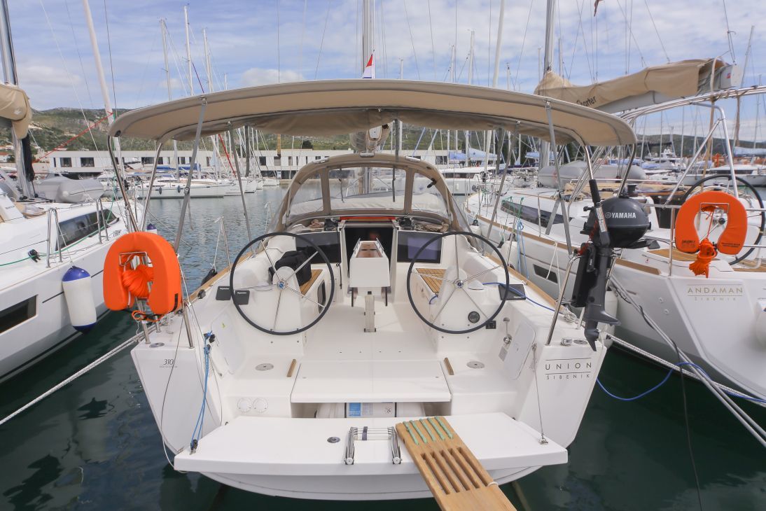 UNION, a 2018 Dufour 310 GL available for charter in Croatia.