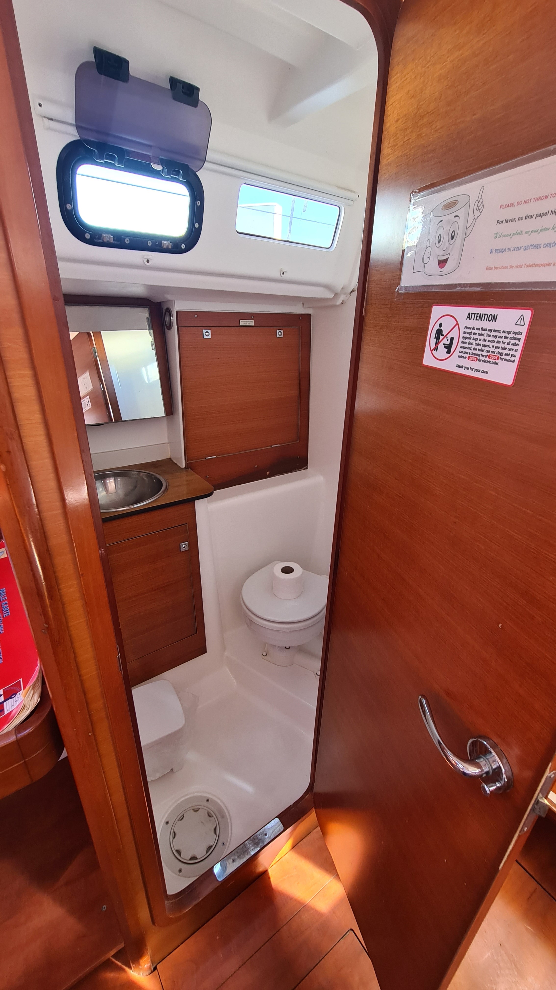 VALENCIA, 2016 Dufour 350 GL, Croatia