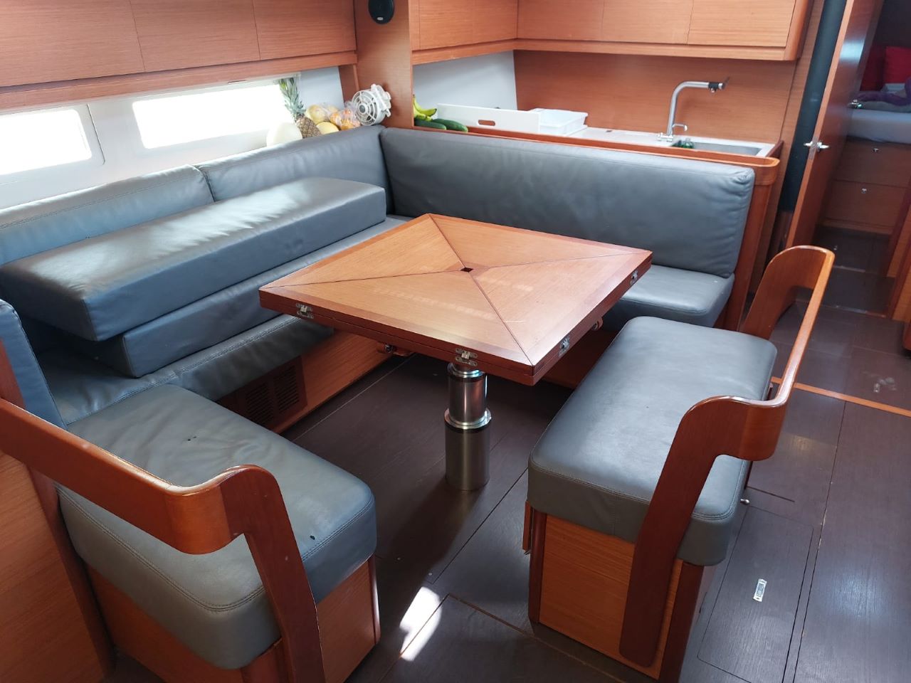 ARZ, 2018 Dufour 520 GL, Tahiti