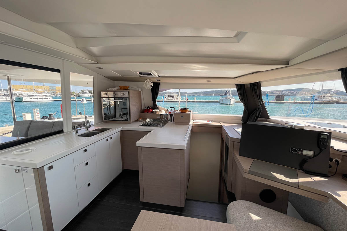 BARRAMUNDI III, 2020 Fountaine Pajot Astrea 42, Croatia
