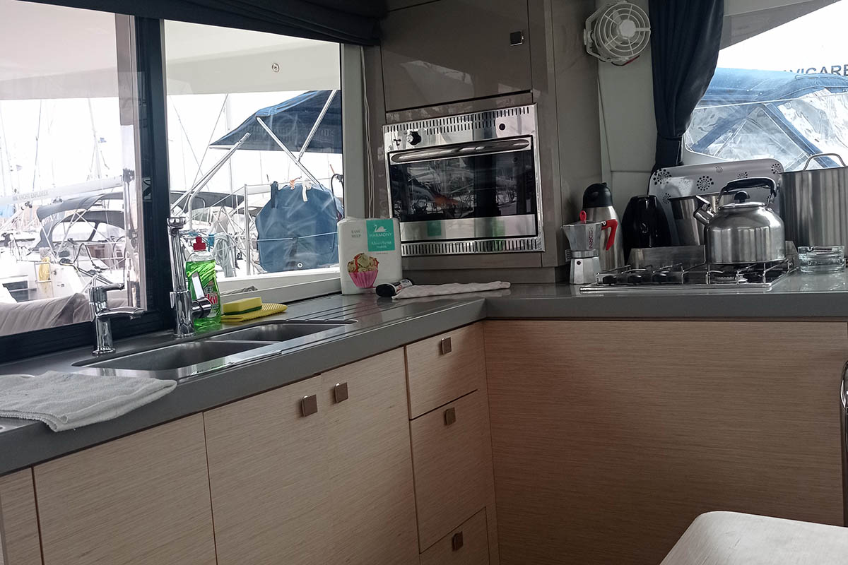 SHANTI, 2019 Fountaine Pajot Lucia 40, Croatia