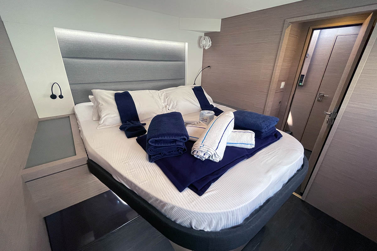 KNOTTY CAT (FOREVER YOUNG), 2022 Fountaine Pajot Tanna 47, British Virgin Islands