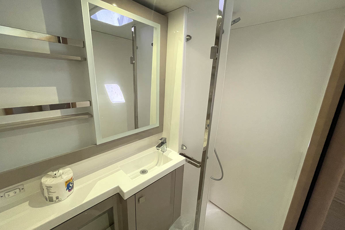 KNOTTY CAT (FOREVER YOUNG), 2022 Fountaine Pajot Tanna 47, British Virgin Islands