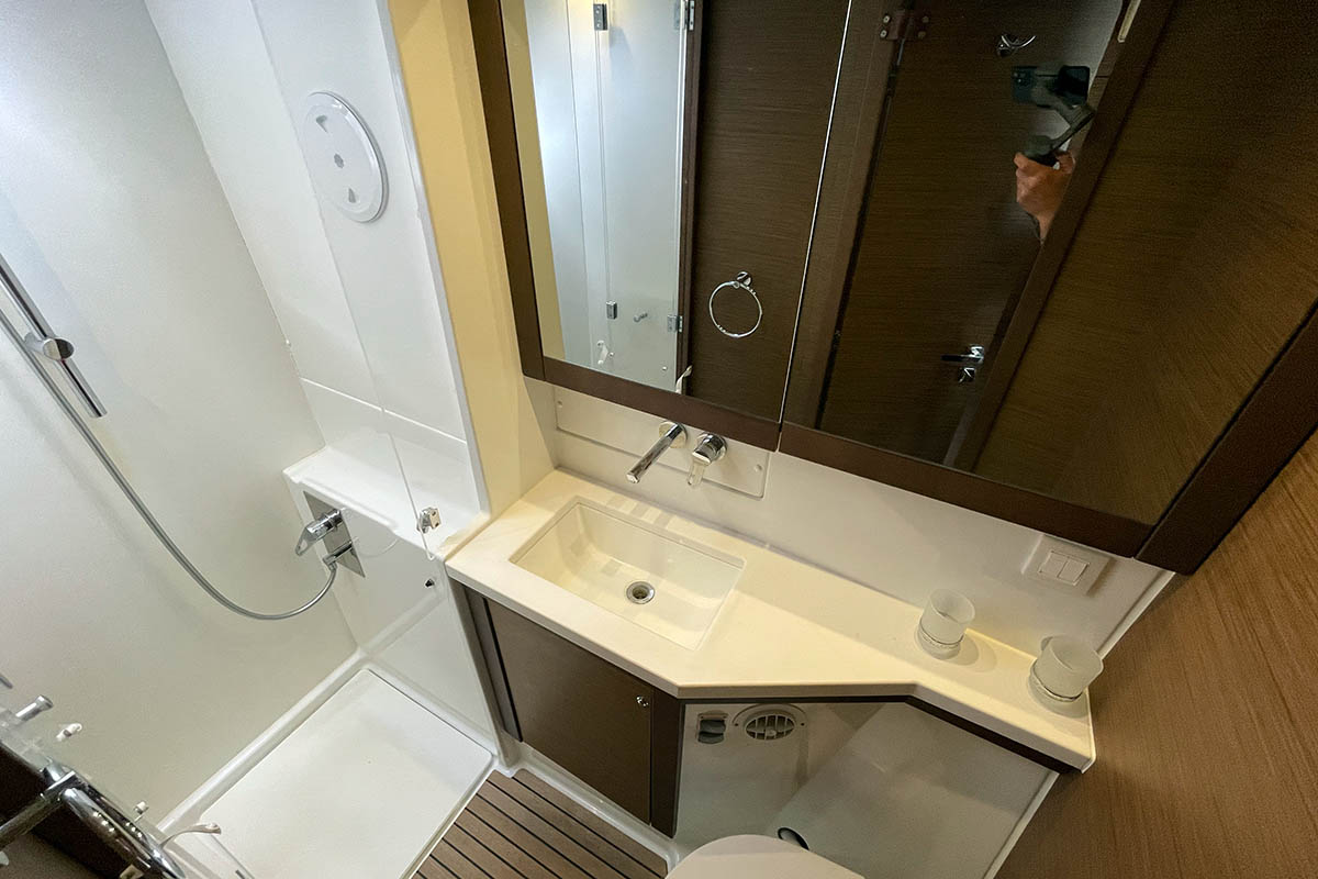 ISLAND QUEEN, 2019 Lagoon 450 F, Croatia