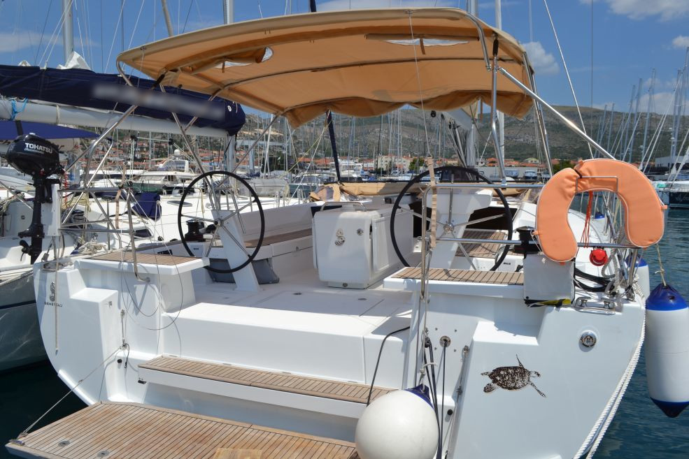 STAR FRUIT, a 2018 Oceanis 51.1 available for charter in Croatia.