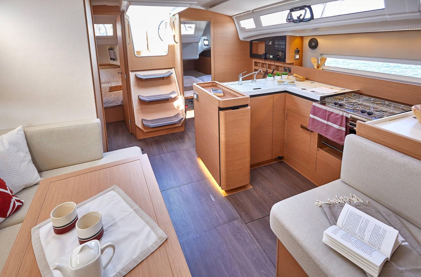 ERETMOCHELYS, 2022 Sun Odyssey 410, Exuma Bahamas