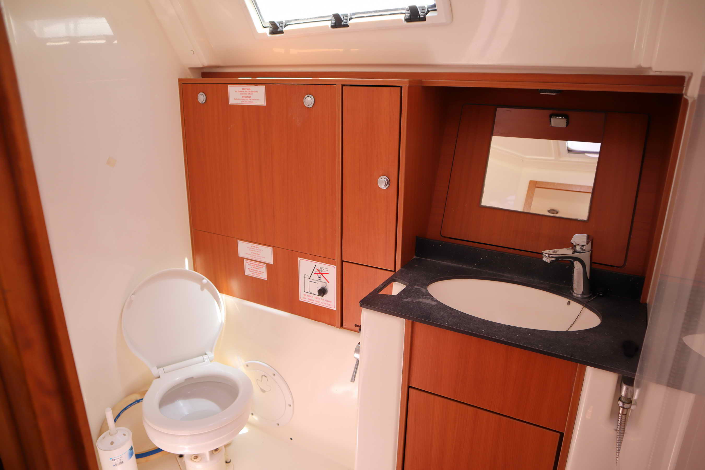 FORTUNA REDUX, 2012 Bavaria Cruiser 40, Greece