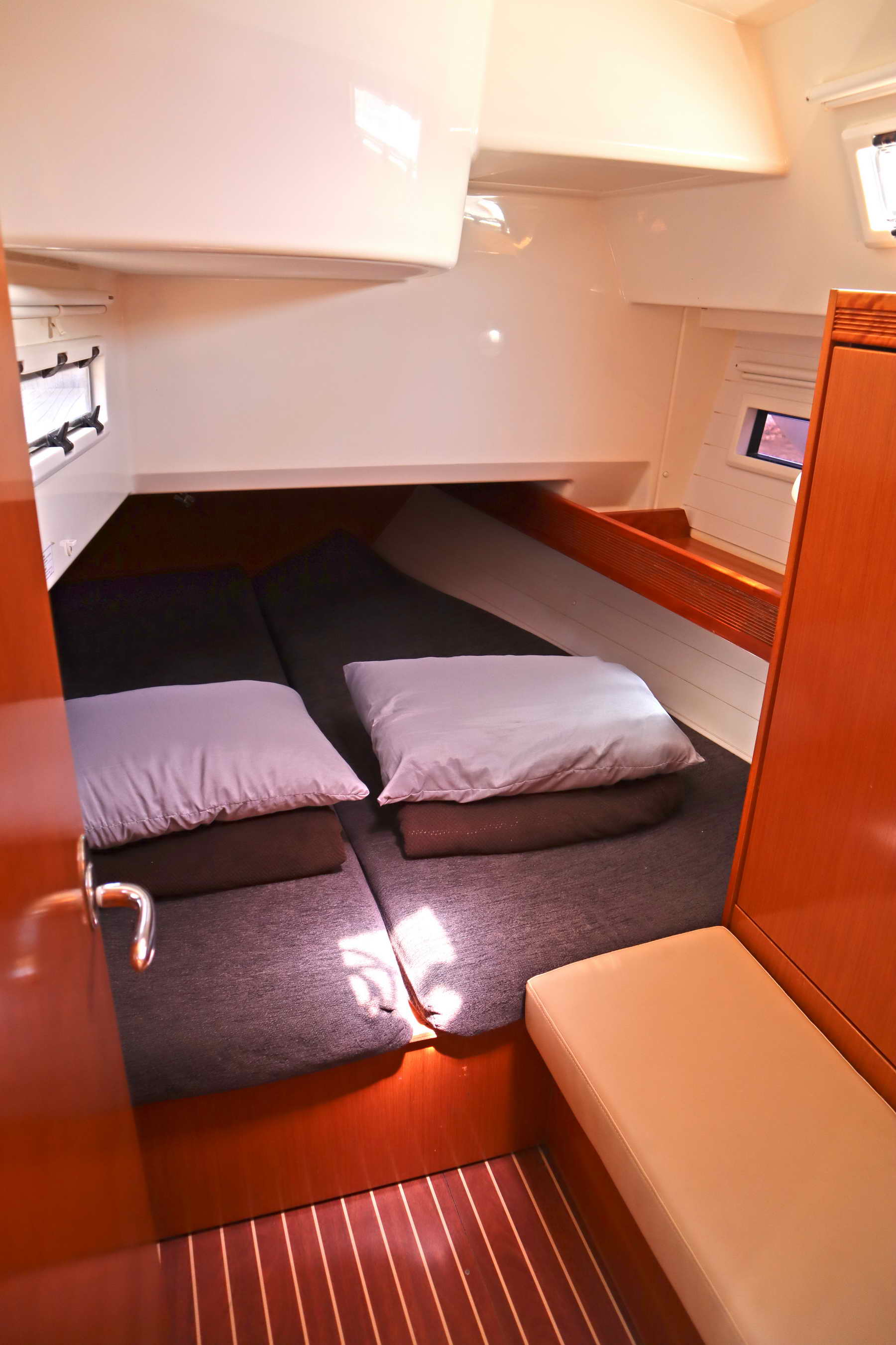 FORTUNA REDUX, 2012 Bavaria Cruiser 40, Greece
