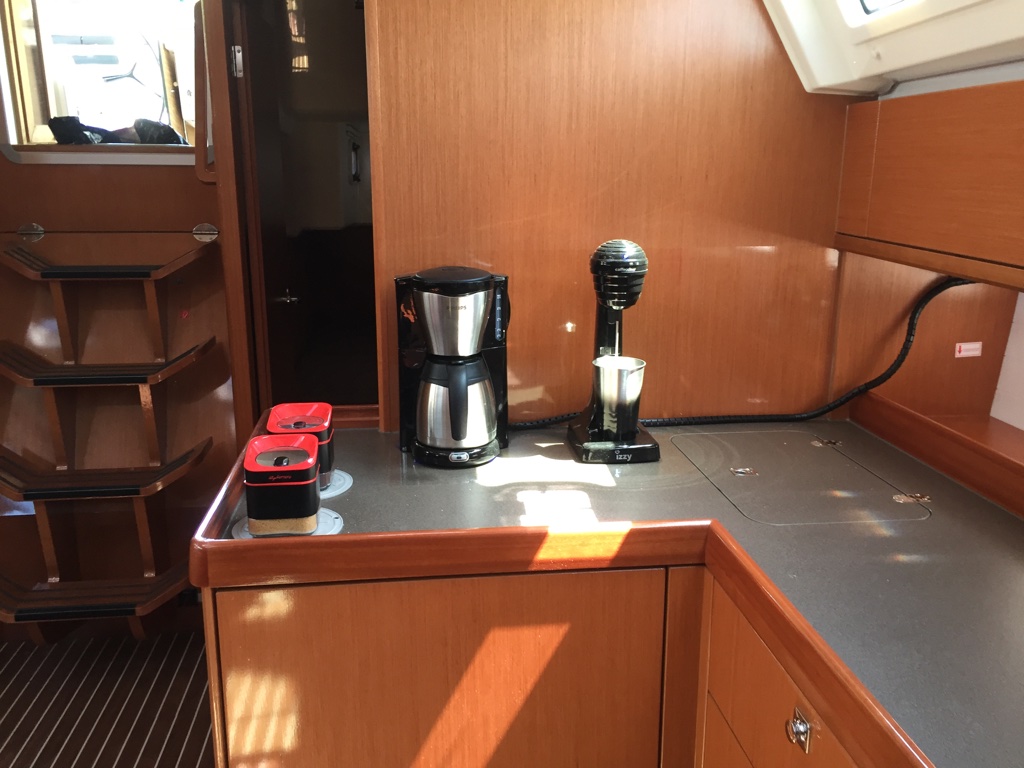 RENEE, 2021 Bavaria Cruiser 46, Greece