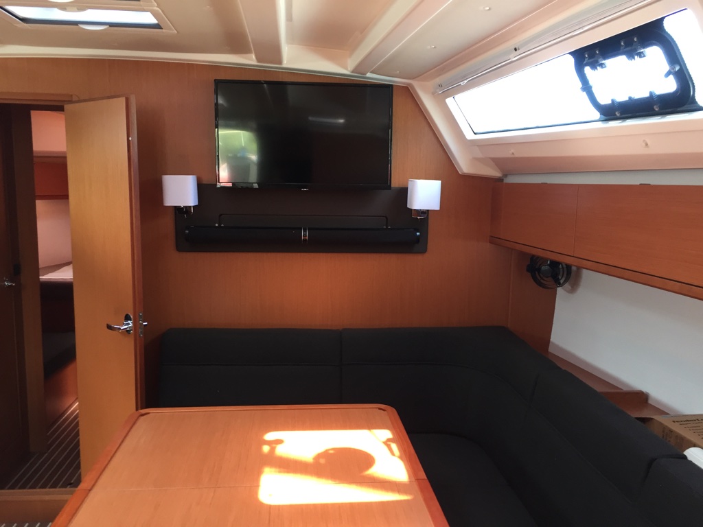 RENEE, 2021 Bavaria Cruiser 46, Greece