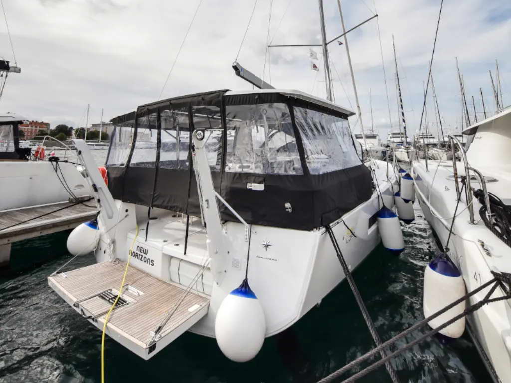 NEW HORIZONS, 2020 Sun Loft 47, Croatia