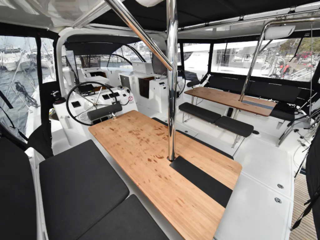 NEW HORIZONS, 2020 Sun Loft 47, Croatia