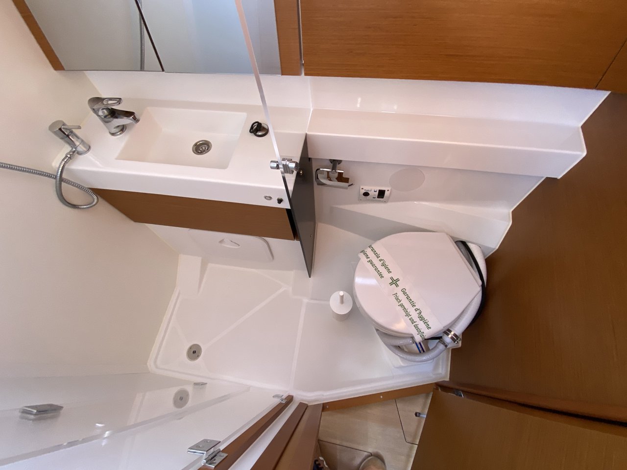 ALMA LIBRE VI, 2020 Sun Odyssey 410, Greece