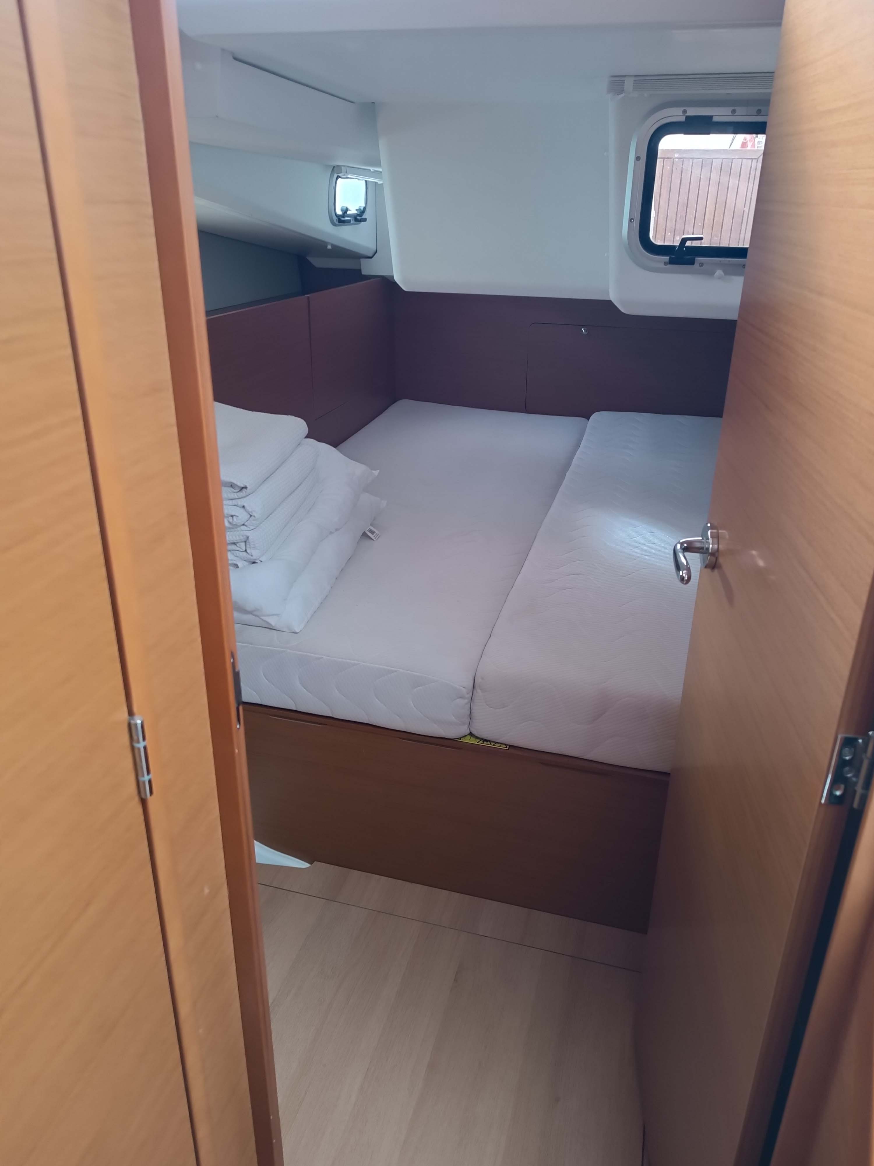FUNKY ONE, 2020 Sun Odyssey 440, Greece