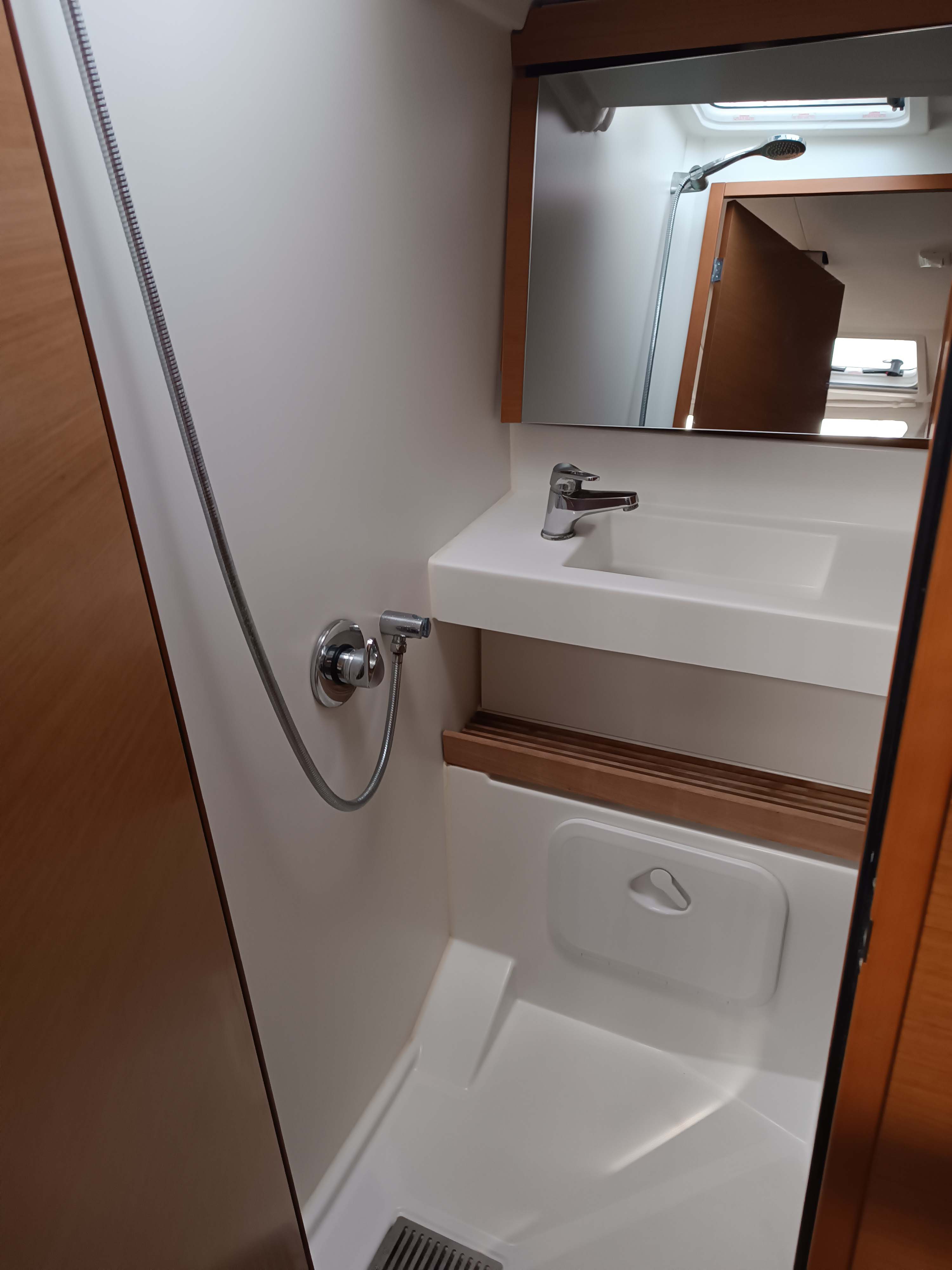 FUNKY ONE, 2020 Sun Odyssey 440, Greece