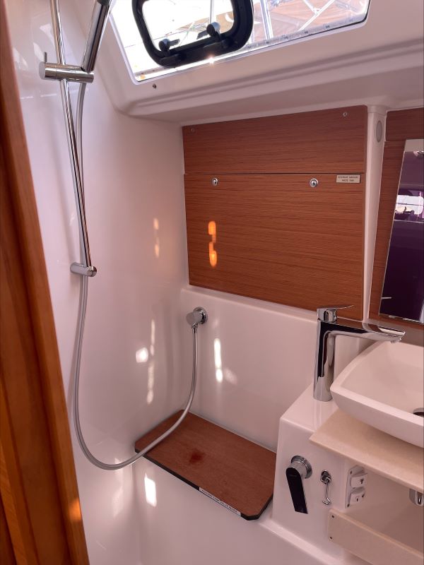 PENELOPE, 2023 Dufour 430, British Virgin Islands