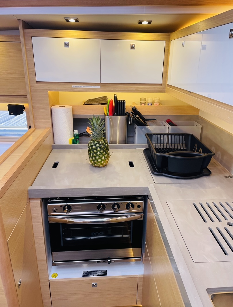 KNOT ONLINE, 2022 Dufour 470, British Virgin Islands