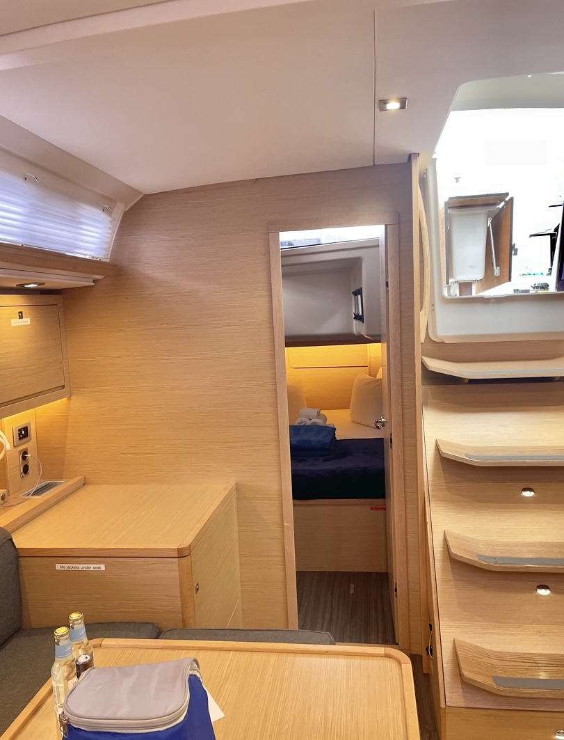 KNOT ONLINE, 2022 Dufour 470, British Virgin Islands