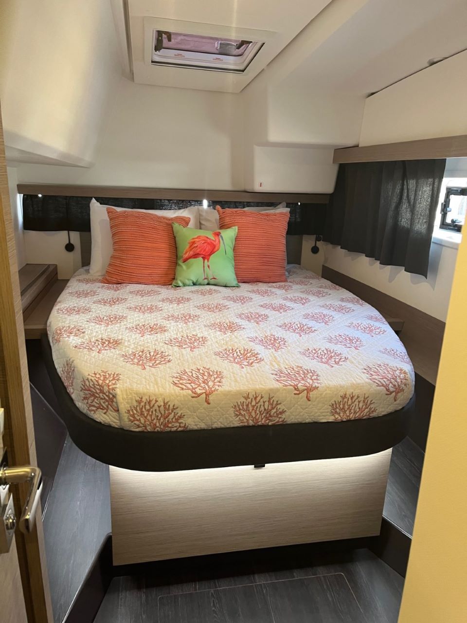 SCARLET IBIS, 2023 Fountaine Pajot Isla 40, British Virgin Islands