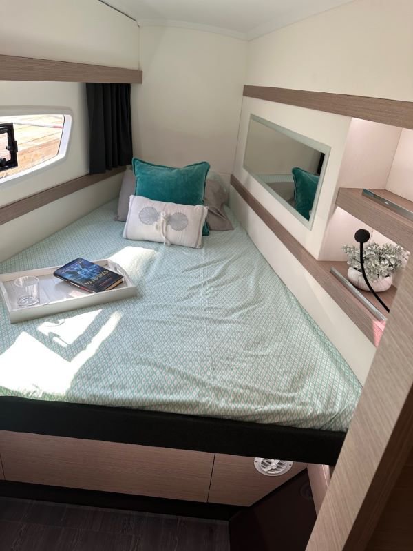 SEA MAGIK, 2022 Fountaine Pajot Isla 40, US Virgin Islands