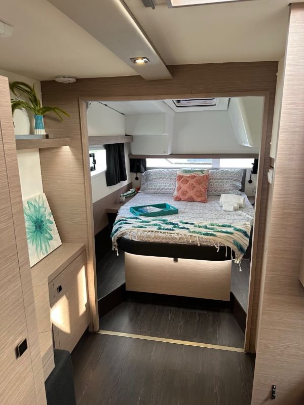 SEA MAGIK, 2022 Fountaine Pajot Isla 40, US Virgin Islands