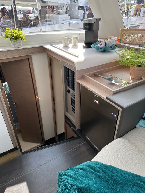 SEA MAGIK, 2022 Fountaine Pajot Isla 40, US Virgin Islands