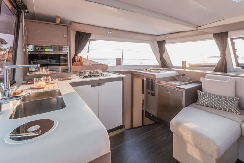 SEA MAGIK, 2022 Fountaine Pajot Isla 40, US Virgin Islands