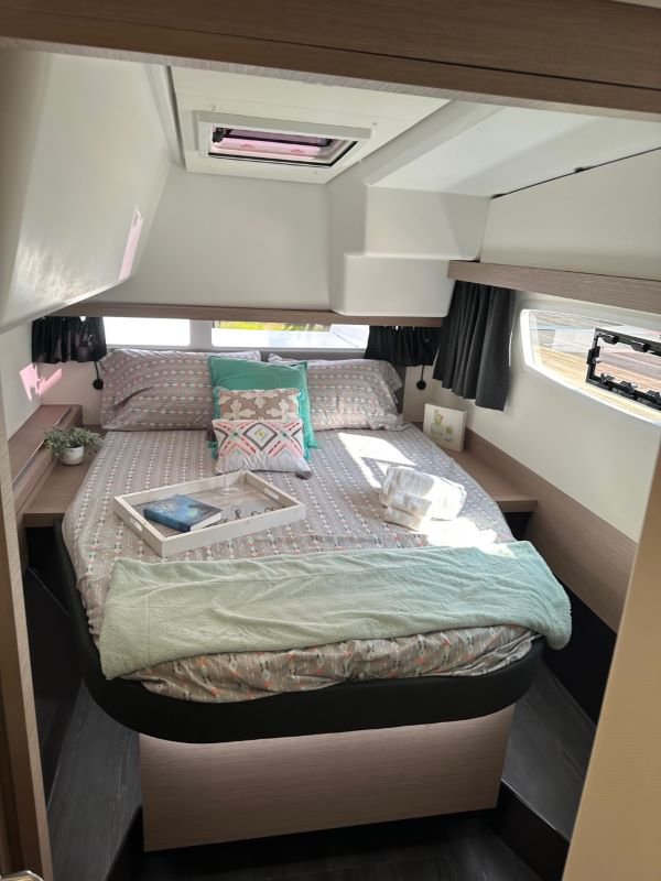 SEA MAGIK, 2022 Fountaine Pajot Isla 40, US Virgin Islands