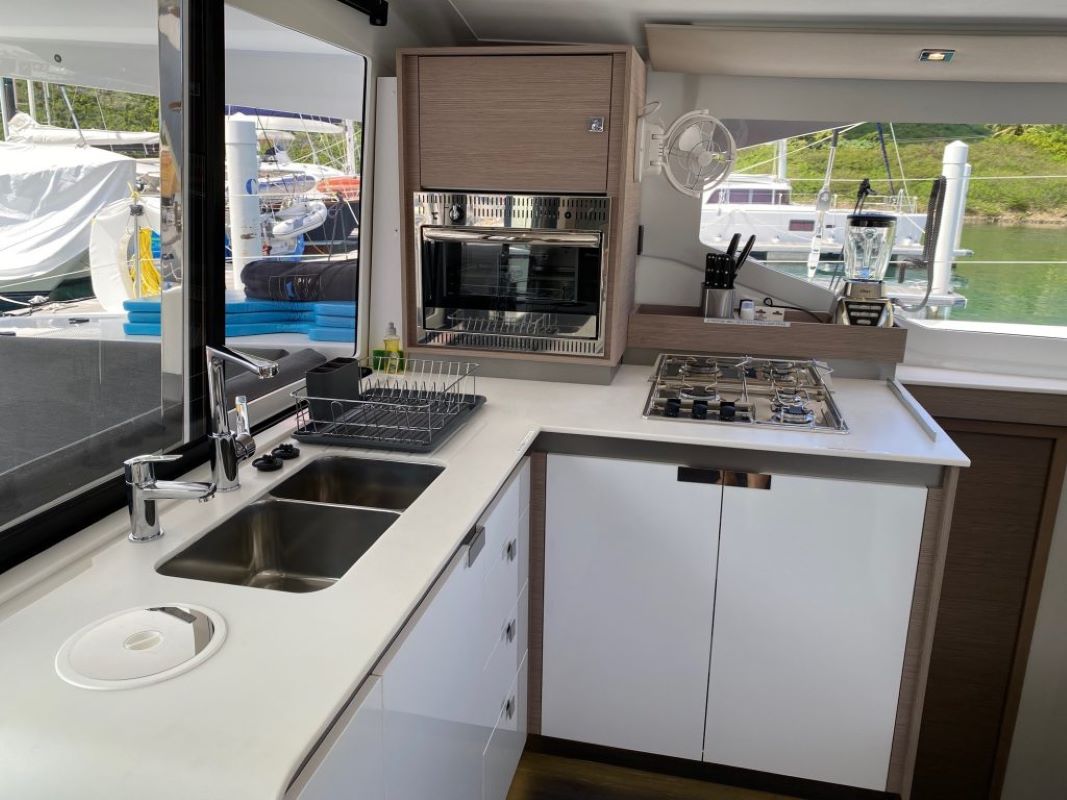 FIREFLY, 2023 Fountaine Pajot Isla 40, British Virgin Islands