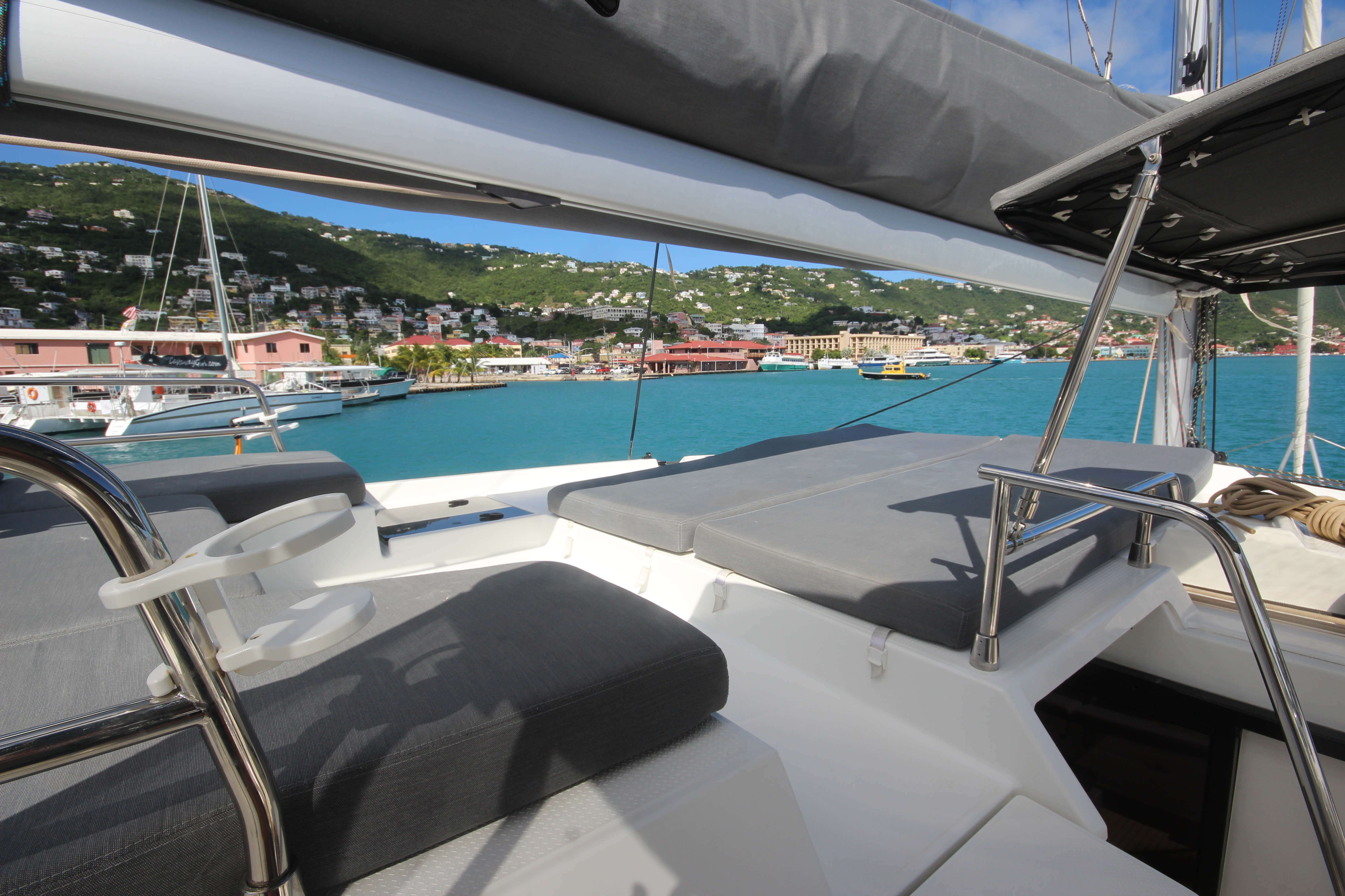 LA BELLE VIE, 2021 Fountaine Pajot Saona 47, US Virgin Islands