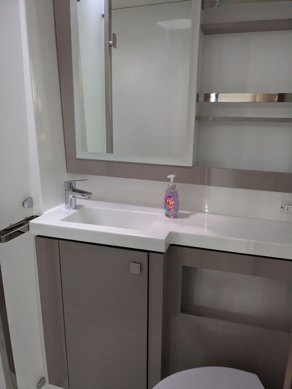 DRAGONFLY, 2023 Fountaine Pajot Tanna 47, British Virgin Islands