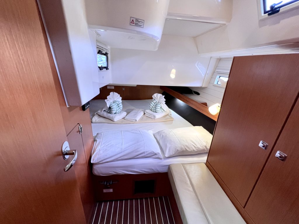 PATCHES, 2018 Bavaria Cruiser 41, St. Vincent and the Grenadines